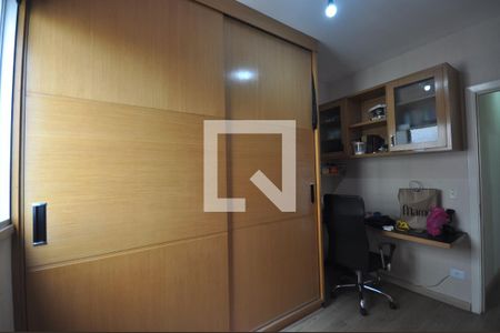 Apartamento à venda com 84m², 3 quartos e 2 vagasQuarto 3