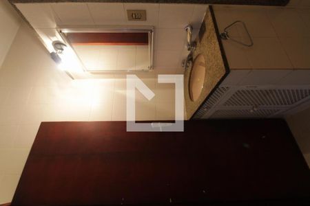 Casa à venda com 367m², 5 quartos e 6 vagasBanheiro/Anexo