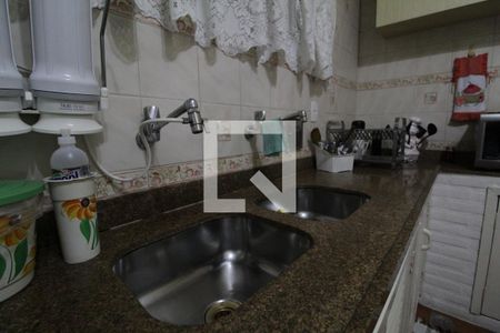 Casa à venda com 367m², 5 quartos e 6 vagasCozinha