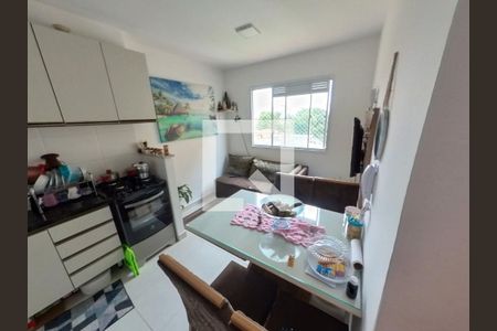 Sala de apartamento à venda com 2 quartos, 32m² em Piqueri, São Paulo