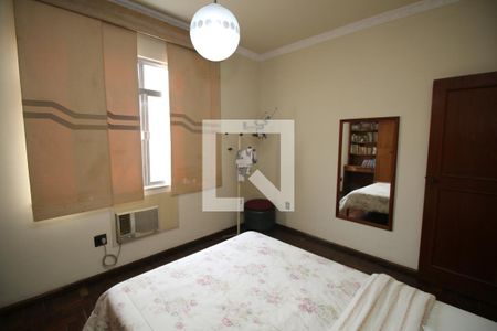 Casa à venda com 329m², 5 quartos e 3 vagasQuarto 3 