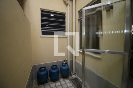 Casa à venda com 329m², 5 quartos e 3 vagasÁrea de Serviço interna - Piso 1