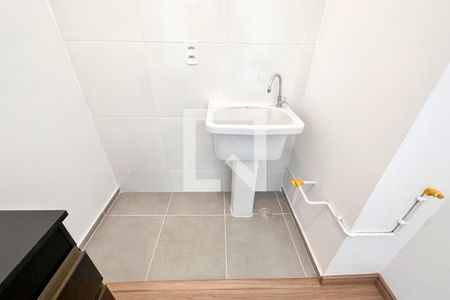Apartamento à venda com 39m², 2 quartos e sem vaga Apartamento à venda com 39m², 2 quartos e sem vagaCozinha e Área de Serviço