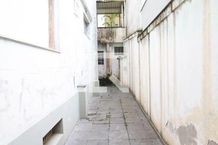 Casa à venda com 399m², 5 quartos e 8 vagasQuintal