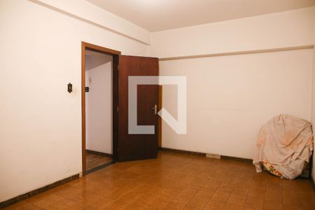 Casa à venda com 399m², 5 quartos e 8 vagasQuarto 2