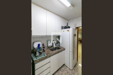 Apartamento à venda com 133m², 2 quartos e 3 vagas Apartamento à venda com 133m², 2 quartos e 3 vagasCozinha