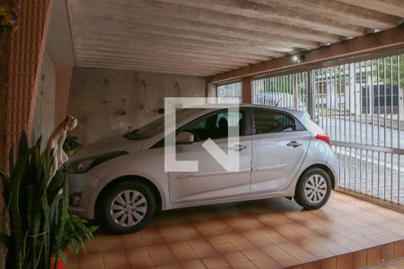 Casa à venda com 360m², 3 quartos e 4 vagas Casa à venda com 360m², 3 quartos e 4 vagasGaragem