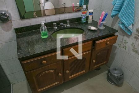 Casa à venda com 360m², 3 quartos e 4 vagas Casa à venda com 360m², 3 quartos e 4 vagasBanheiro