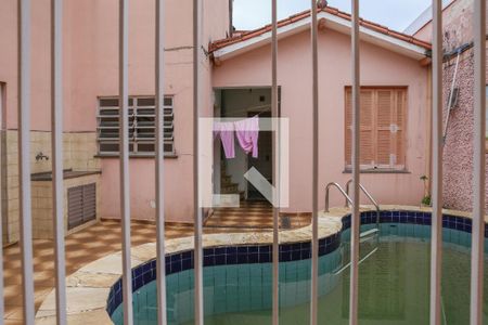 Casa à venda com 360m², 3 quartos e 4 vagas Casa à venda com 360m², 3 quartos e 4 vagasVista do Quarto 2