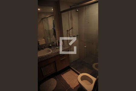 Apartamento à venda com 180m², 4 quartos e 3 vagasBanheiro 