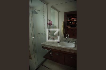 Apartamento à venda com 180m², 4 quartos e 3 vagasBanheiro