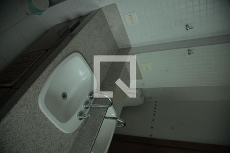 Apartamento à venda com 180m², 4 quartos e 3 vagasBanheiro 