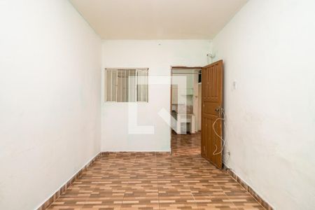 Quarto de casa para alugar com 1 quarto, 40m² em Parque dos Bancarios, São Paulo