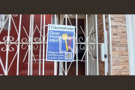 Casa à venda com 230m², 3 quartos e 2 vagas Casa à venda com 230m², 3 quartos e 2 vagasPlaquinha