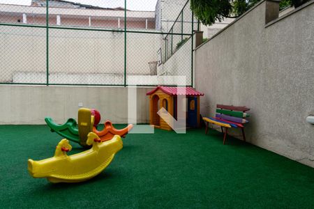 Apartamento à venda com 116m², 2 quartos e 2 vagas Apartamento à venda com 116m², 2 quartos e 2 vagasÁrea comum - Playground