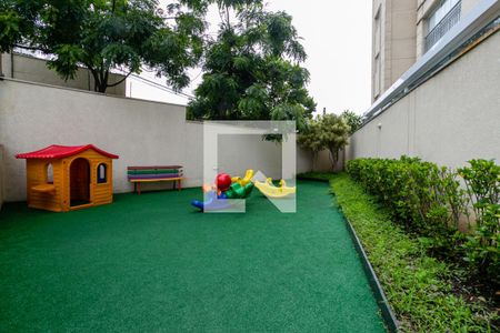 Apartamento à venda com 116m², 2 quartos e 2 vagas Apartamento à venda com 116m², 2 quartos e 2 vagasÁrea comum - Playground
