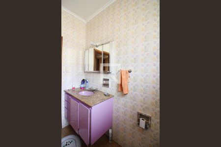 Casa à venda com 294m², 3 quartos e 3 vagasBanheiro Social