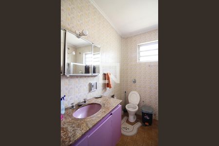 Casa à venda com 294m², 3 quartos e 3 vagasBanheiro Social