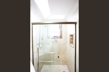 Apartamento à venda com 227m², 4 quartos e 6 vagas Apartamento à venda com 227m², 4 quartos e 6 vagasBanheiro da Suíte 4