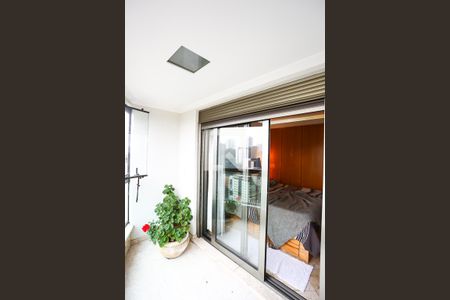 Apartamento à venda com 227m², 4 quartos e 6 vagas Apartamento à venda com 227m², 4 quartos e 6 vagasSacada da Suíte 3