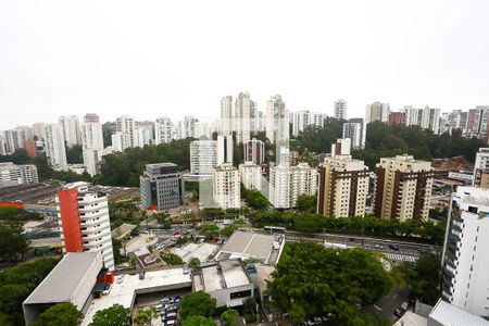 Apartamento à venda com 227m², 4 quartos e 6 vagas Apartamento à venda com 227m², 4 quartos e 6 vagasVista Sacada da Suíte 3