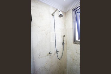 Apartamento à venda com 227m², 4 quartos e 6 vagas Apartamento à venda com 227m², 4 quartos e 6 vagasBanheiro da Suíte 1