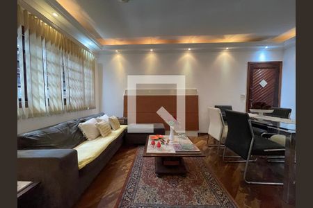 Sala de casa para alugar com 4 quartos, 126m² em Jardim Pinheiros, São Paulo