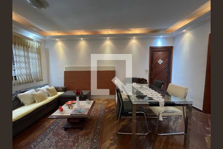 Sala de casa para alugar com 4 quartos, 126m² em Jardim Pinheiros, São Paulo