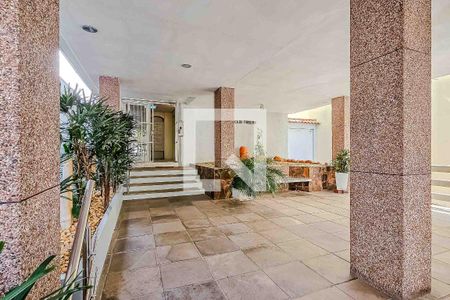 Apartamento à venda com 80m², 3 quartos e 1 vaga Apartamento à venda com 80m², 3 quartos e 1 vagaÁrea Comum