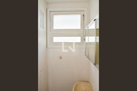 Apartamento à venda com 80m², 3 quartos e 1 vaga Apartamento à venda com 80m², 3 quartos e 1 vagaBanheiro de serviço