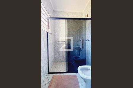 Casa à venda com 153m², 5 quartos e 2 vagasBanheiro da Suíte