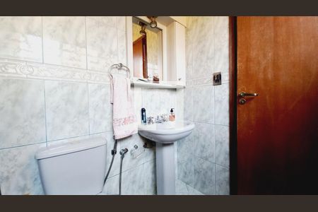 Casa à venda com 153m², 5 quartos e 2 vagasBanheiro da Suíte