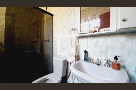 Casa à venda com 153m², 5 quartos e 2 vagasBanheiro da Suíte