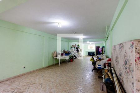 Casa à venda com 297m², 2 quartos e 1 vaga Casa à venda com 297m², 2 quartos e 1 vagaGaragem
