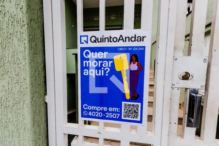 Casa à venda com 297m², 2 quartos e 1 vaga Casa à venda com 297m², 2 quartos e 1 vagaPlaquinha
