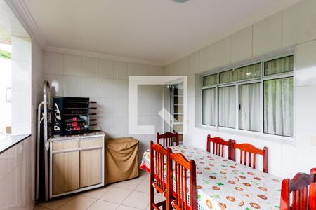 Casa à venda com 297m², 2 quartos e 1 vaga Casa à venda com 297m², 2 quartos e 1 vagaÁrea de Serviço