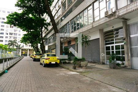 Apartamento à venda com 73m², 2 quartos e sem vaga Apartamento à venda com 73m², 2 quartos e sem vagaFachada