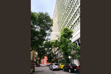 Apartamento à venda com 73m², 2 quartos e sem vaga Apartamento à venda com 73m², 2 quartos e sem vagaFachada