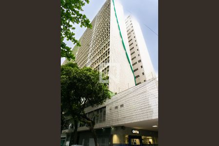 Apartamento à venda com 73m², 2 quartos e sem vaga Apartamento à venda com 73m², 2 quartos e sem vagaFachada
