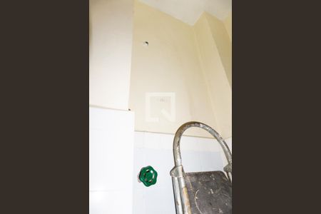 Apartamento à venda com 73m², 2 quartos e sem vaga Apartamento à venda com 73m², 2 quartos e sem vagaBanheiro de serviço