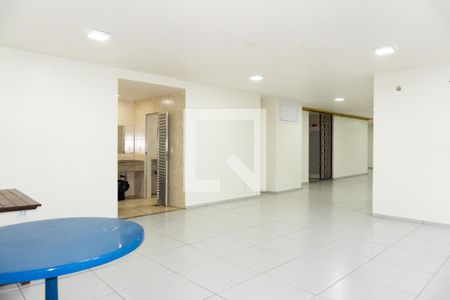 Apartamento à venda com 73m², 2 quartos e sem vaga Apartamento à venda com 73m², 2 quartos e sem vagaÁrea comum - Salão de festas