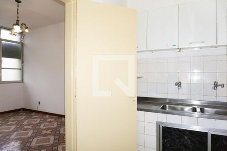 Apartamento à venda com 73m², 2 quartos e sem vaga Apartamento à venda com 73m², 2 quartos e sem vagaCozinha