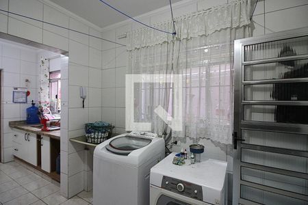 Casa à venda com 213m², 4 quartos e 2 vagasÁrea de Serviço