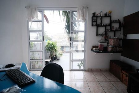 Casa à venda com 150m², 3 quartos e 2 vagas Casa à venda com 150m², 3 quartos e 2 vagasEscritório/Quarto