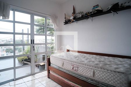 Casa à venda com 150m², 3 quartos e 2 vagas Casa à venda com 150m², 3 quartos e 2 vagasQuarto 2