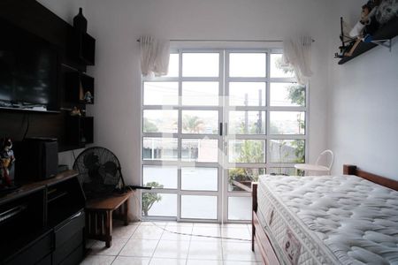 Casa à venda com 150m², 3 quartos e 2 vagas Casa à venda com 150m², 3 quartos e 2 vagasQuarto 2