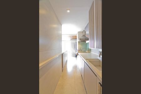 Apartamento à venda com 130m², 3 quartos e 2 vagasÁrea de Serviço