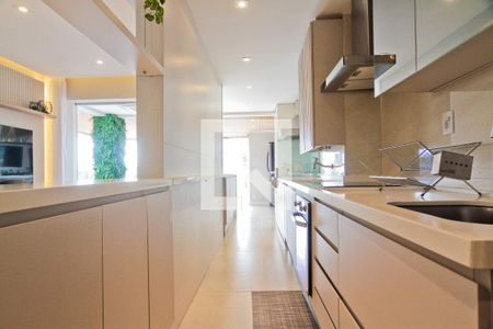 Apartamento à venda com 130m², 3 quartos e 2 vagasCozinha