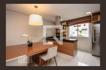 Apartamento à venda com 130m², 3 quartos e 2 vagasÁrea comum - Salão de festas