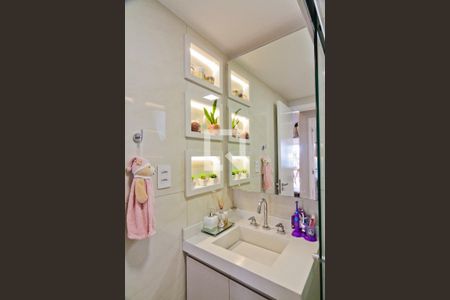 Apartamento à venda com 130m², 3 quartos e 2 vagasBanheiro